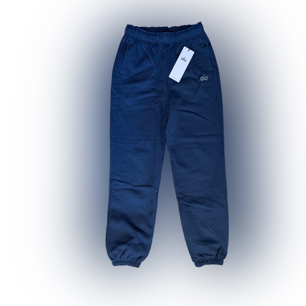 Alo Yoga Accolade Sweatpant – Navy – Size XS – NWT - Picture 3 of 6